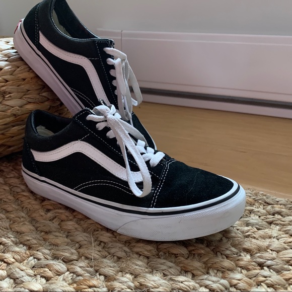 Vans Shoes - Vans Old Skool Classic Skate Shoes